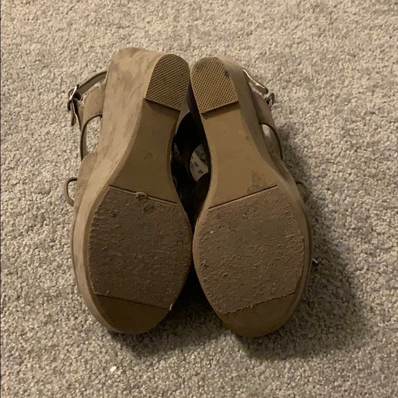 Suede Wedges - Picture 6 of 6